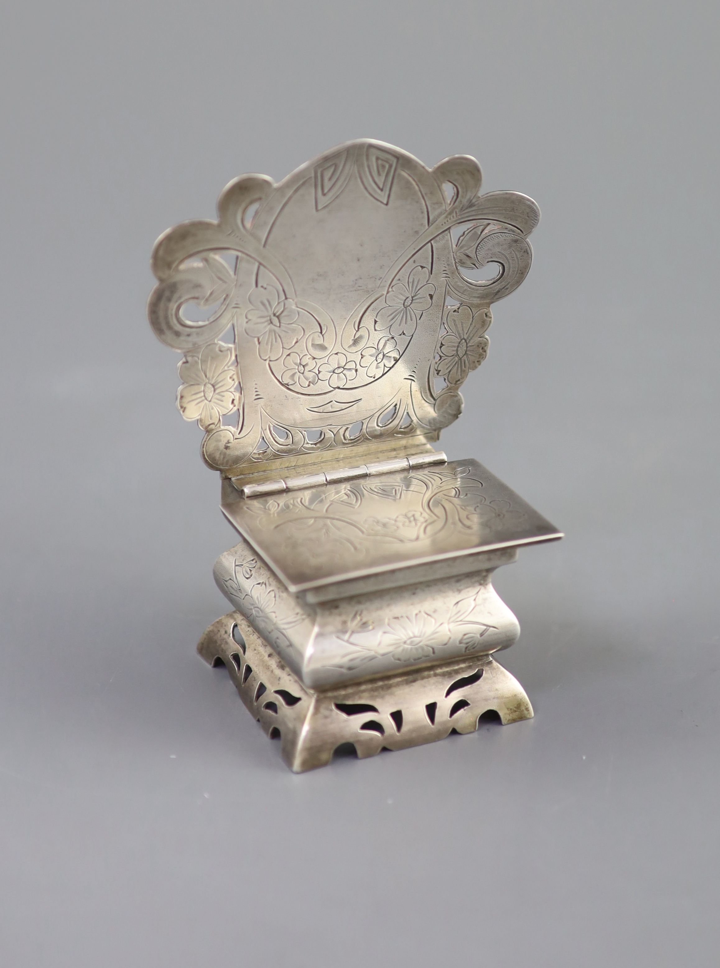 An early 20th century Russian 84 zolotnik silver salt throne